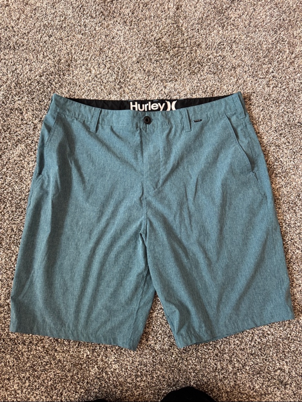 Hurley Men's Teal Flat-Front Casual Shorts